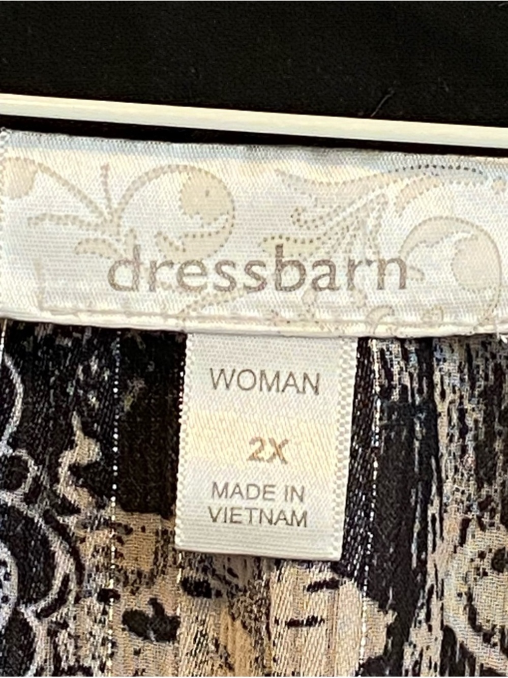 dressbarn Black and Cream Abstract Floral Henley Top - Picture 3 of 3
